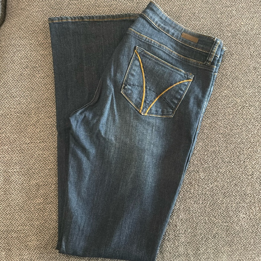 KUT from the Kloth - Farrah Baby Bootcut jeans - Size 6